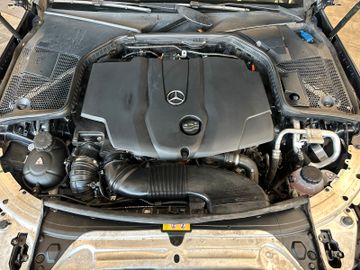 Mercedes-Benz C 220 T BlueTec  d *AHK*Navi*Avantgarde*