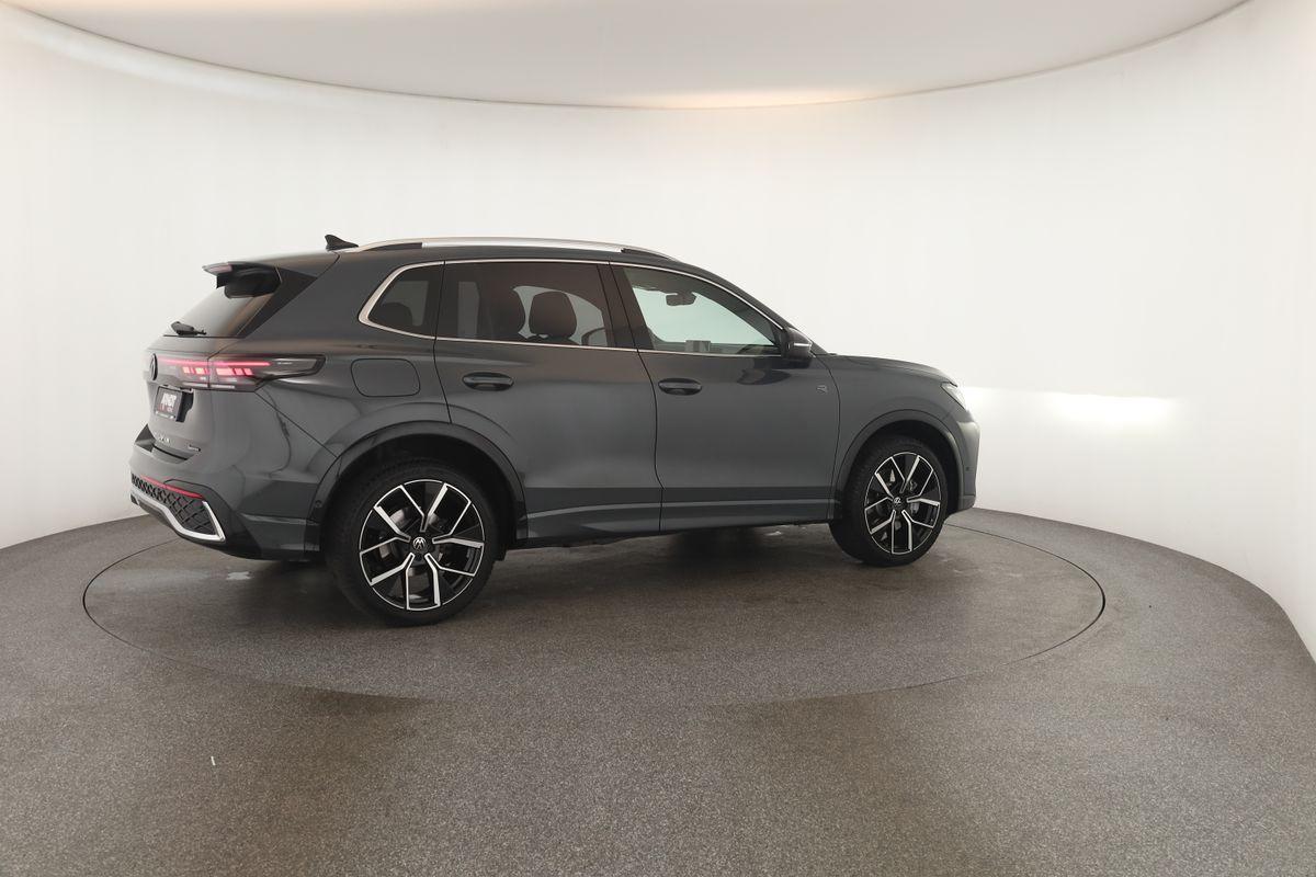 Volkswagen Tiguan 2.0 TDI 4M DSG R-Line Leder Pano Navi 360