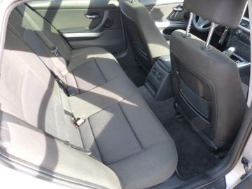 BMW 318 - 8