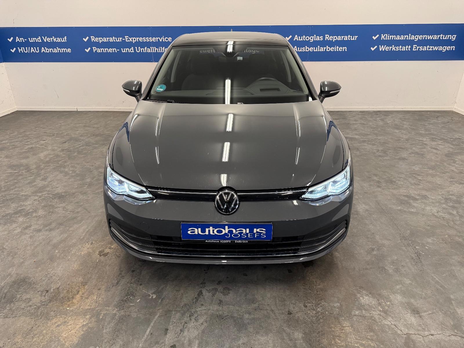 Volkswagen Golf VIII Lim. Active 2.0TDI ACC AHK Pano Kamera