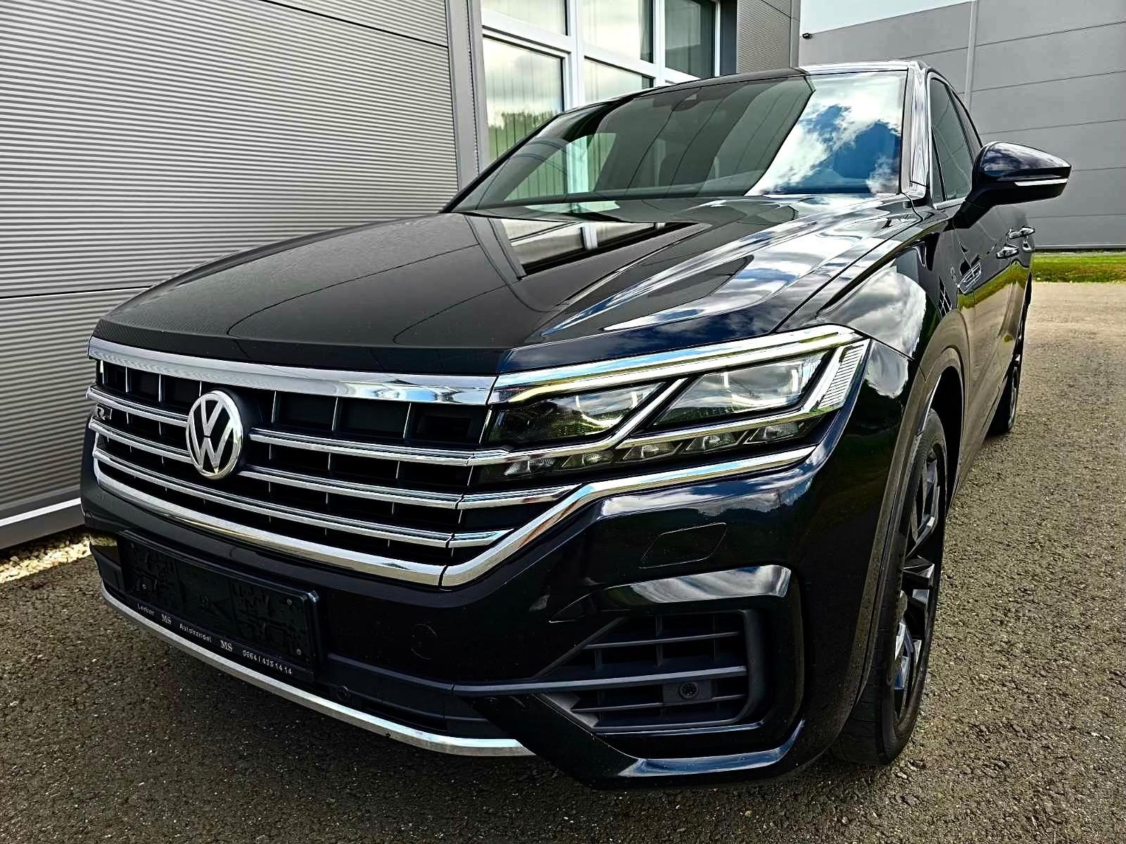Volkswagen TOUAREG, R-LINE, FULL OPTIONS, AHK, 21 ALU !*