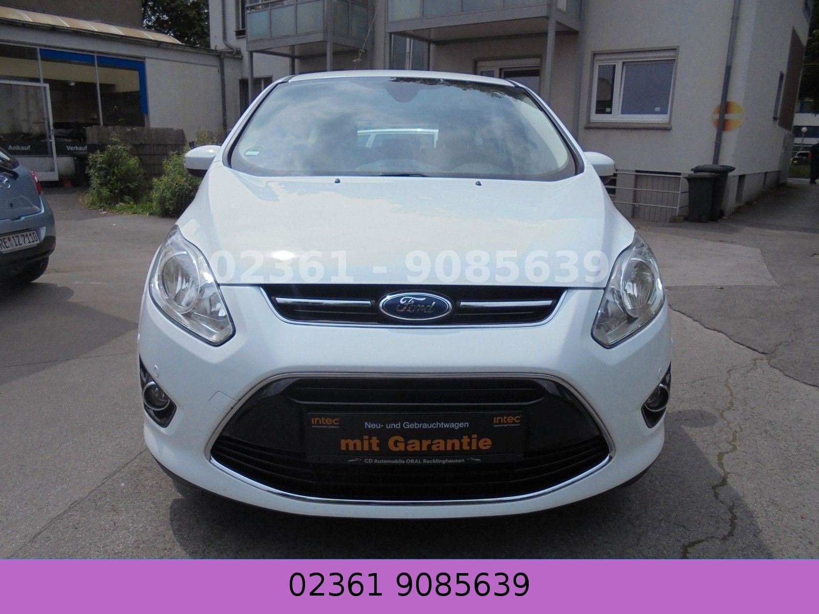 Fahrzeugabbildung Ford C-MAX Titanium/Klima/Navi/Pdc+Kamera/Steuerkette