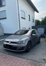 Volkswagen VW Golf GTI 2013    220 PS Automatik - Volkswagen Golf: GTI 20