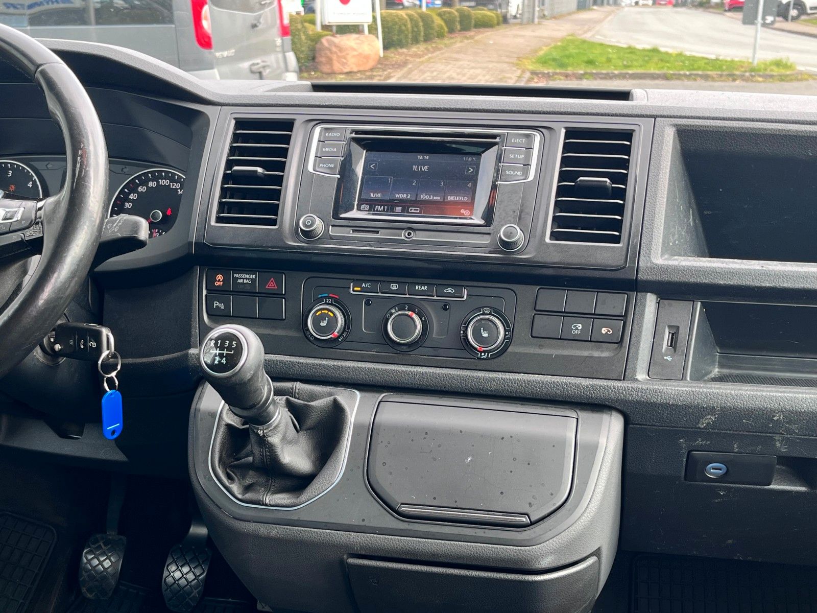 Fahrzeugabbildung Volkswagen T6 Multivan Trendline