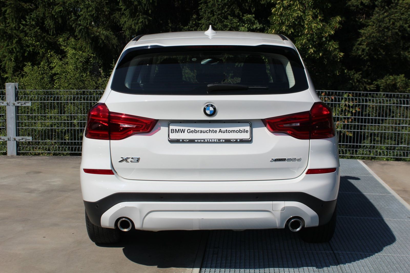 BMW X3 xDrive20d Aut. AHK.LED.PDCvohi.Hifi. imagem 3