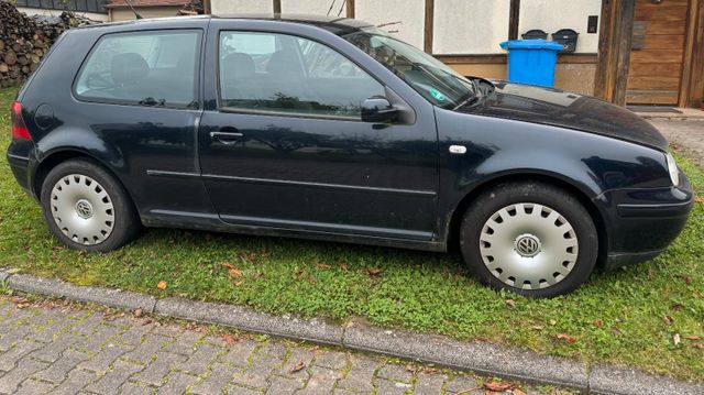 Volkswagen Golf 1.6 Trendline Trendline