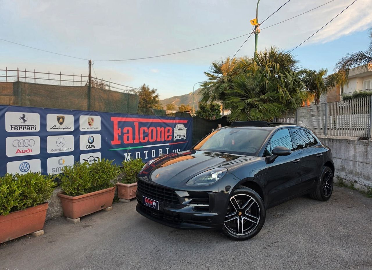 Porsche Macan FULL TETTO PASM