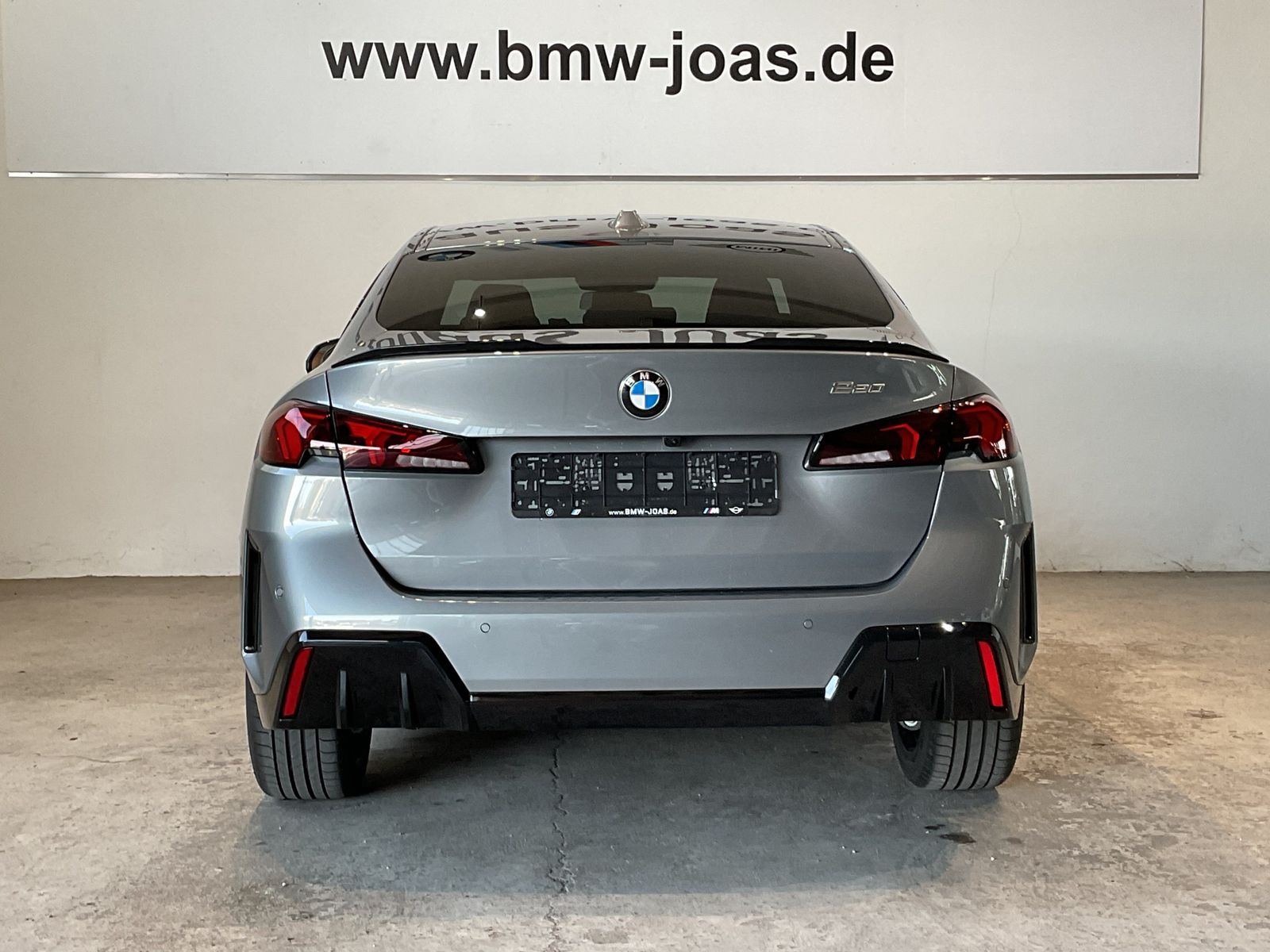 Fahrzeugabbildung BMW 220 Head-Up, Harman/Kardon, Lenkradheizung DAB