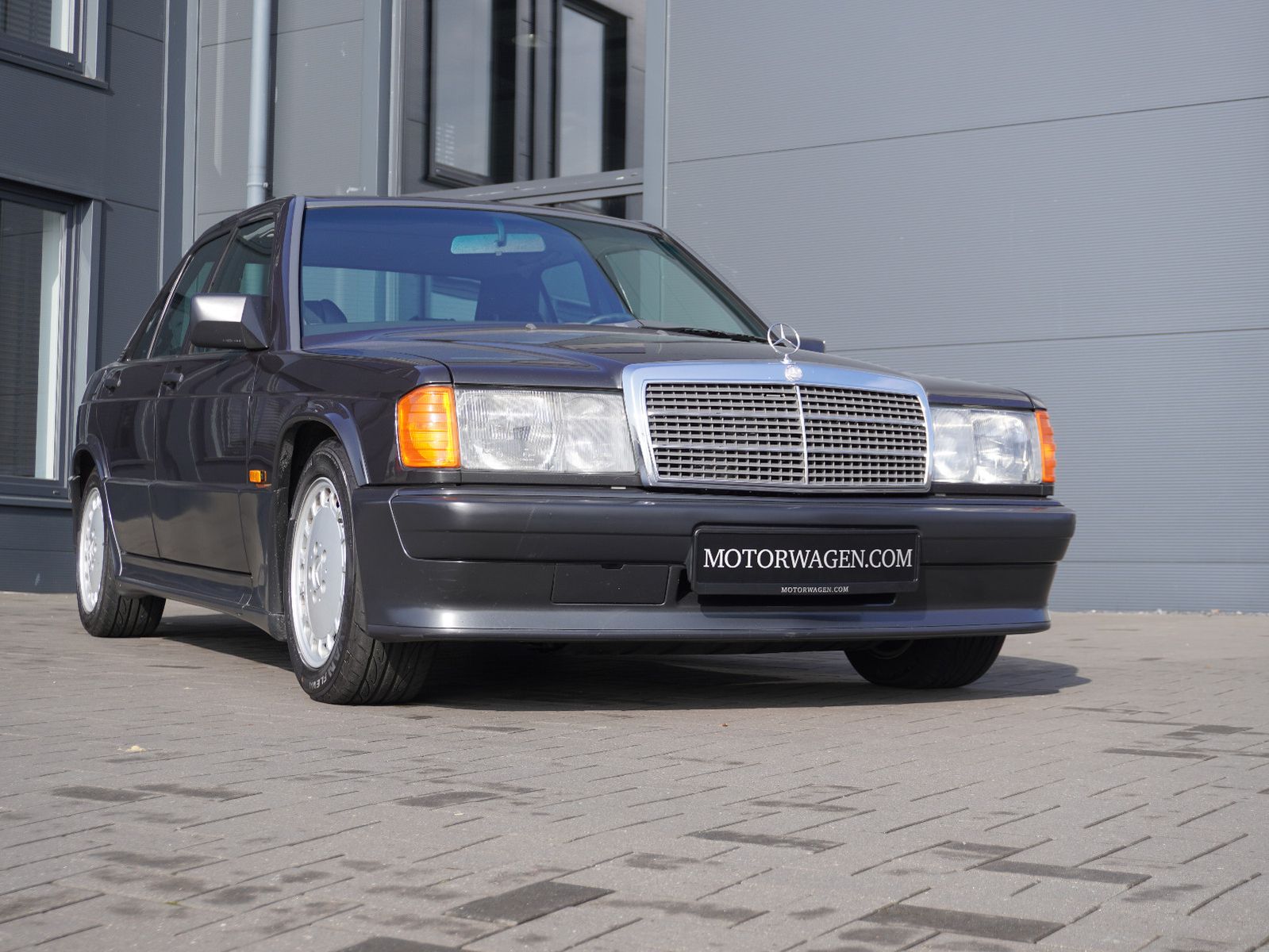 Fahrzeugabbildung Mercedes-Benz 190 E 2,3 16 V