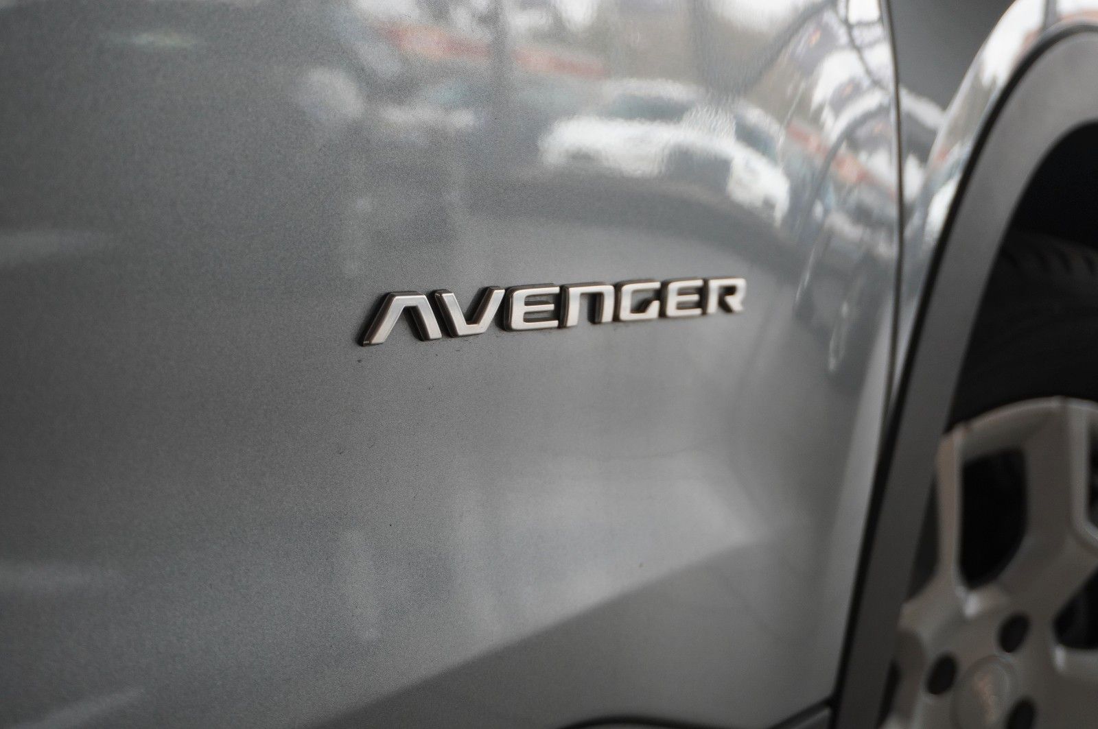 Fahrzeugabbildung Jeep Avenger 1.2 ALTITUDE MY25 NAVI/LED/KAMERA/SH/JBL
