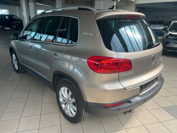 Volkswagen Tiguan - 6