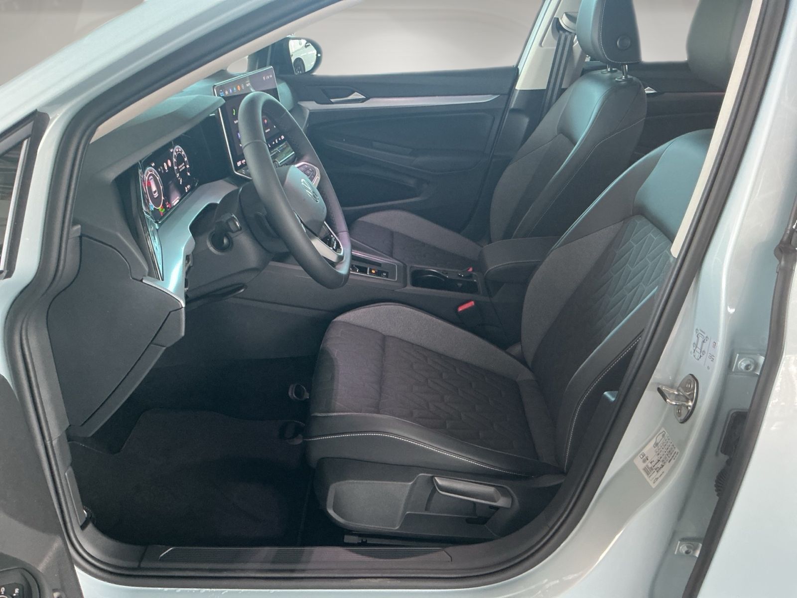 Volkswagen Golf - Bild 8
