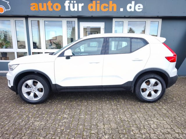 Volvo XC40 Momentum 2WD*AHK*LED*SHZ*Kamera*PDC*