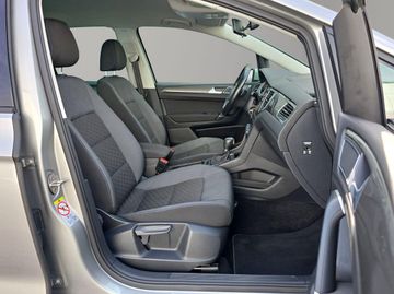 Volkswagen Golf Sportsvan - 9