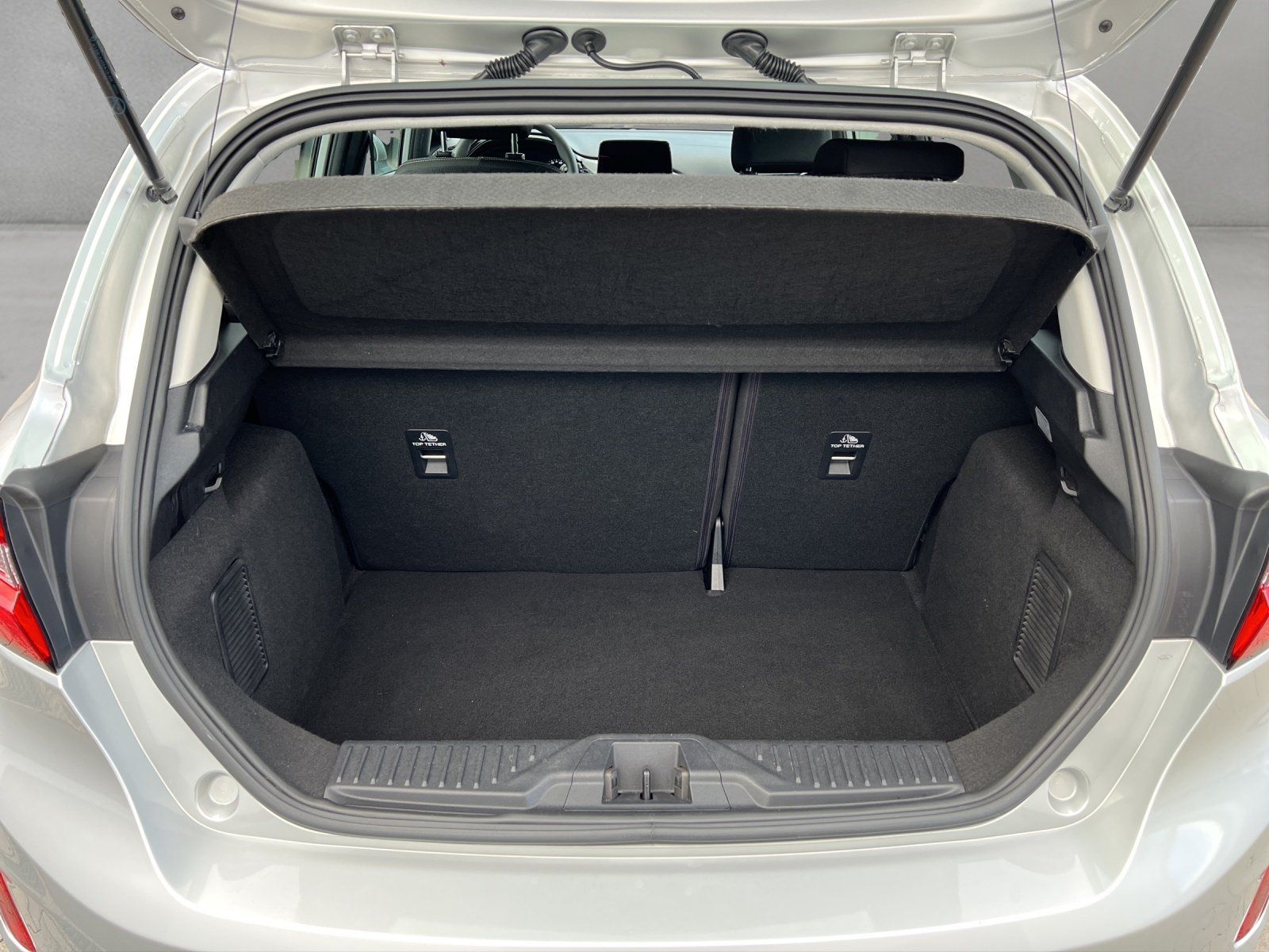 Fahrzeugabbildung Ford Fiesta 1.1 Cool & Connect KAMERA/LED/TEMPOMAT/