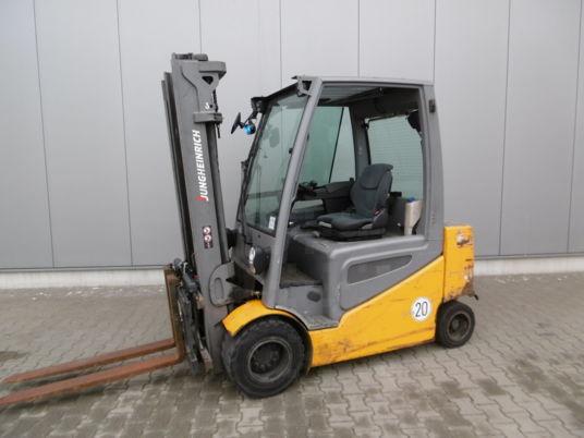 Jungheinrich EFG S 30sG180-330ZT Gabelstapler