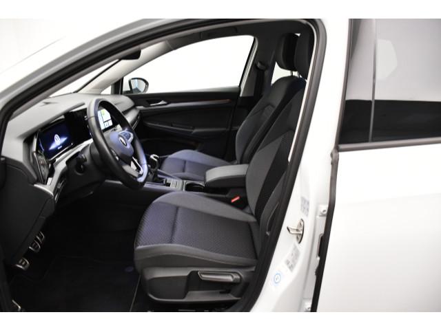 Volkswagen Golf 8 VIII 2.0 TDI Active LED/ACC/PDC