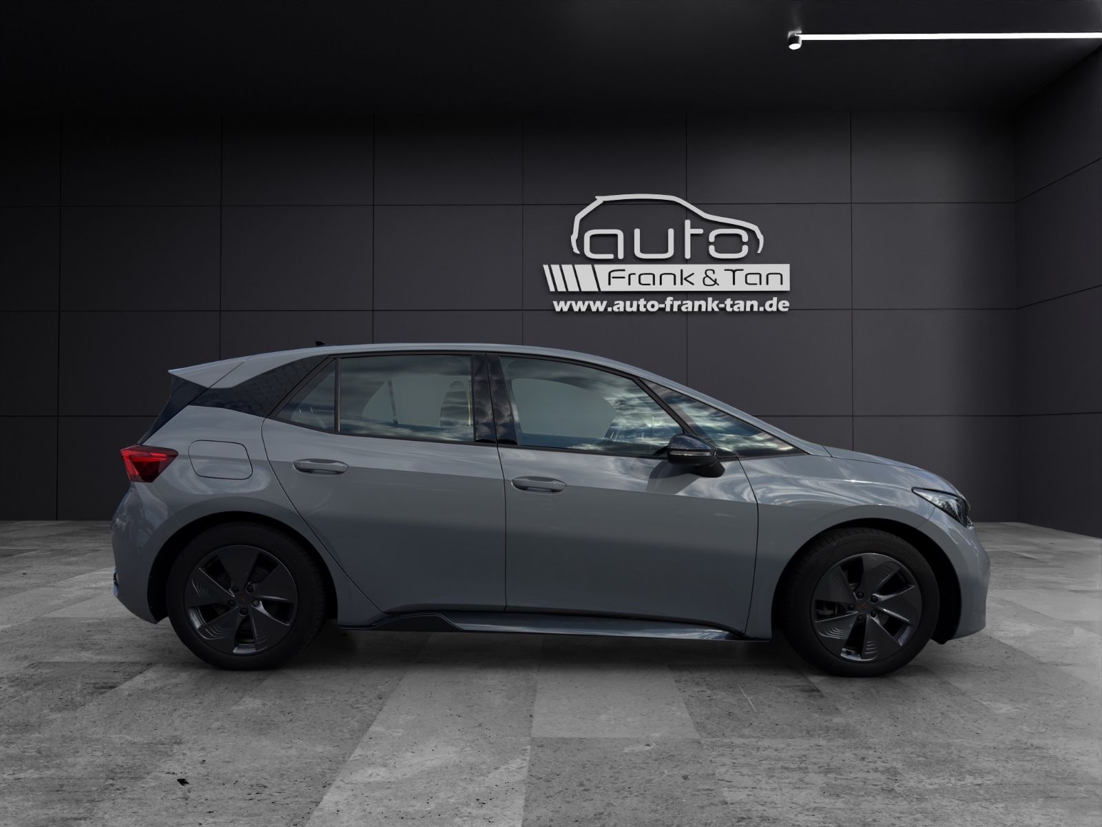 Fahrzeugabbildung CUPRA Born/Apple/PDC/Sportsitze/Ambiente/LED/Navi