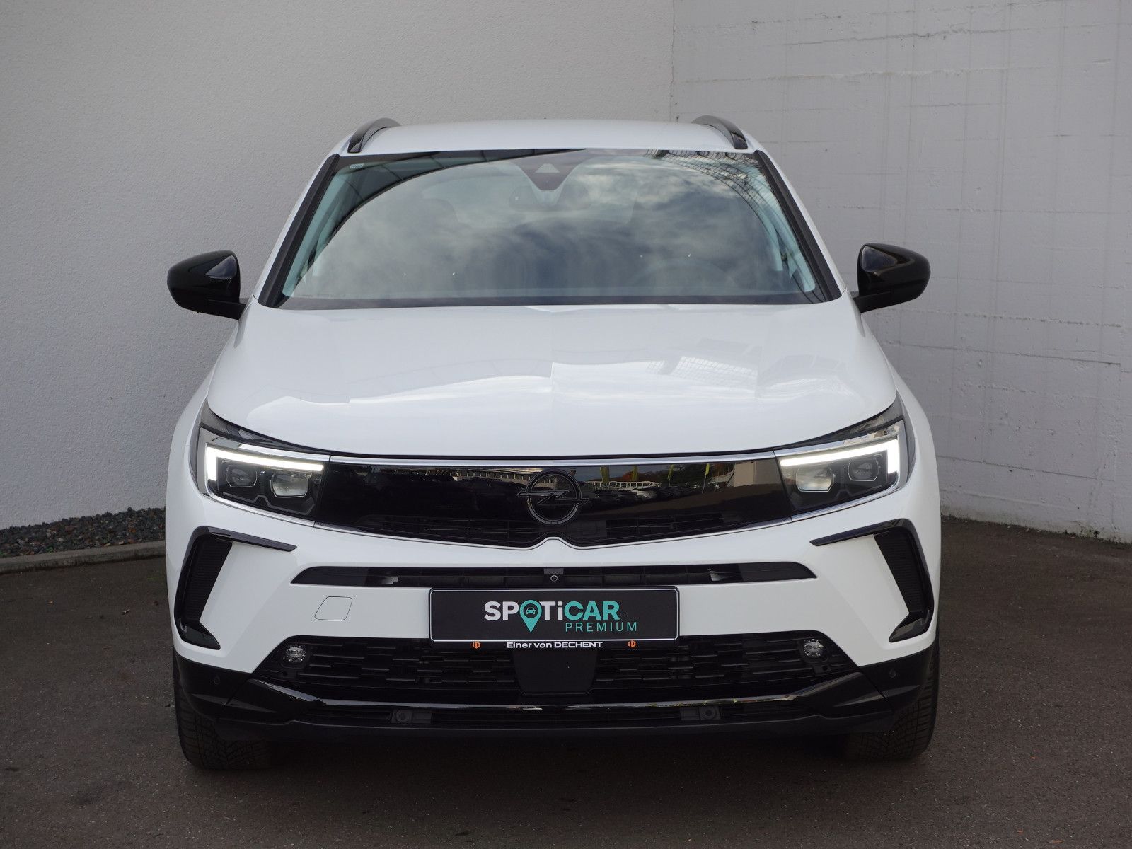 Fahrzeugabbildung Opel Grandland 1.2T AUTOMATIK,AHK,Navi,Kamera,Sitzhzg