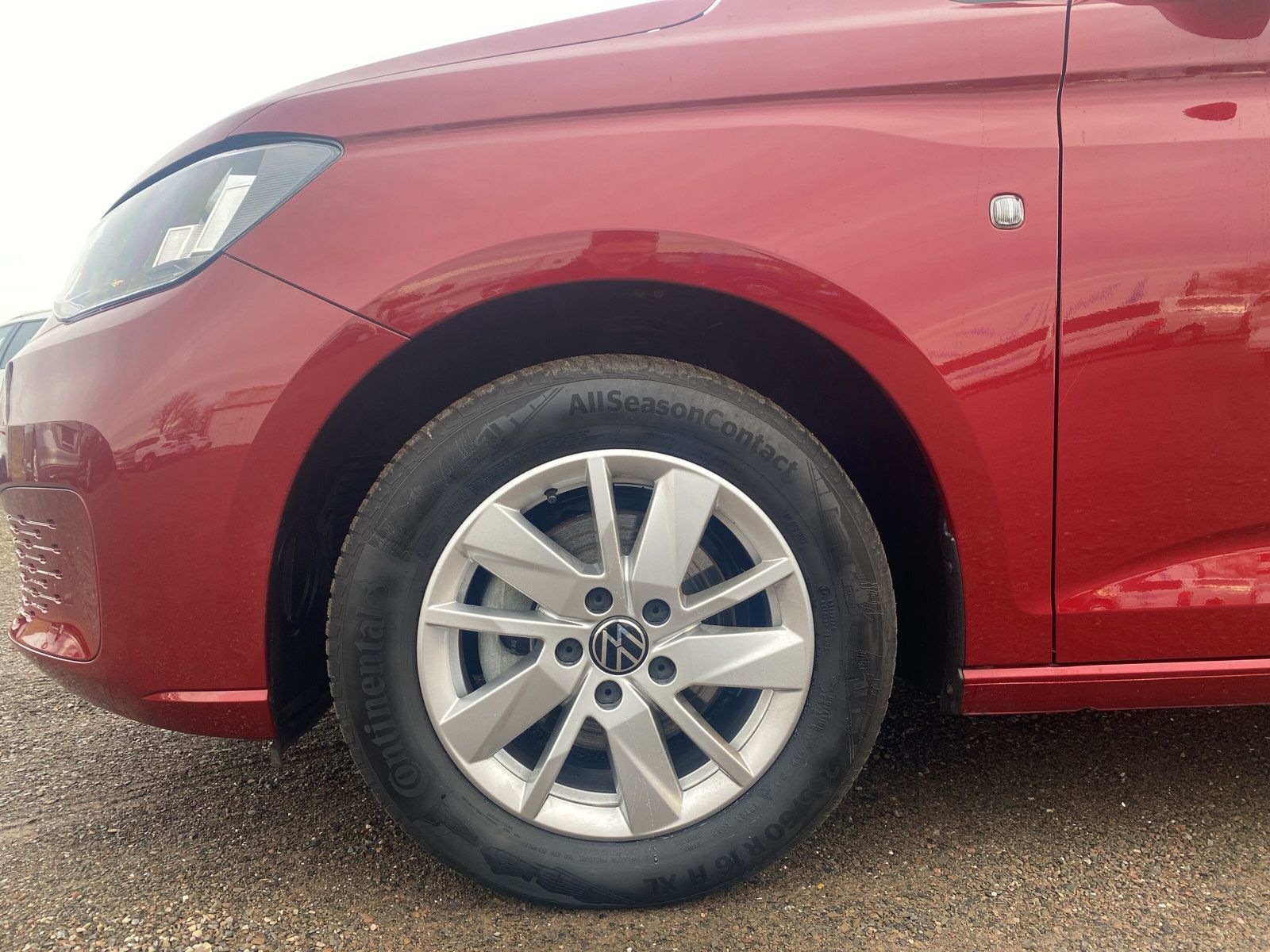 Fahrzeugabbildung Volkswagen Caddy 2.0 TDI Life NAVI KAMERA PANO ACC