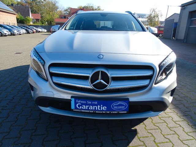 Mercedes-Benz GLA 200 GLA -Klasse GLA 200