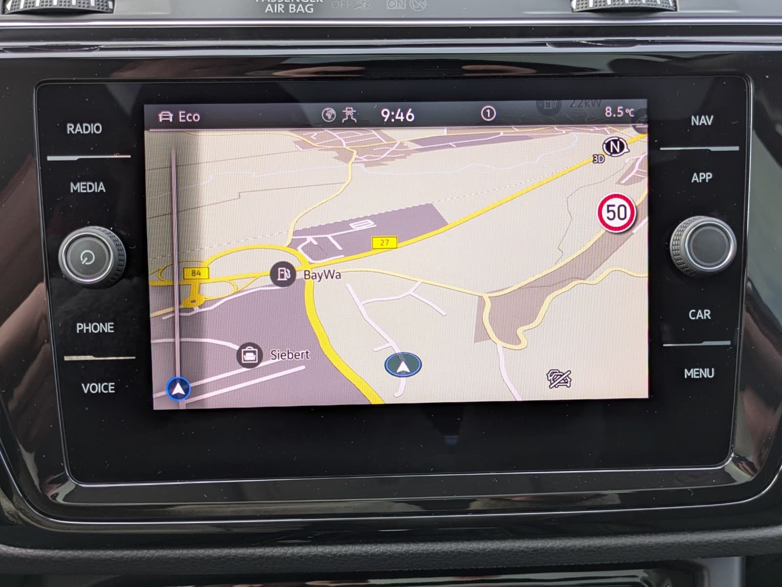 Fahrzeugabbildung Volkswagen Touran 2.0 DSG R-Line High. Pano 7-Si IQ.Dri AHK