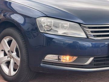 Volkswagen Passat Variant - 8