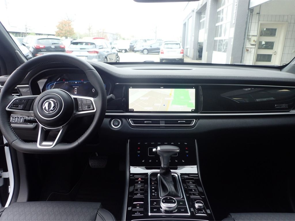 Fahrzeugabbildung DFSK Fengon 7 2.0 GDI 4x4 2,5t AHlast Navi PanoD 7Sit