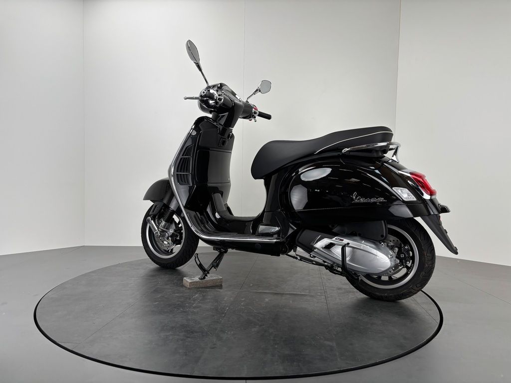 Fahrzeugabbildung Vespa GTS 310 FL SUPER *NEUFAHRZEUG + GARANTIE*