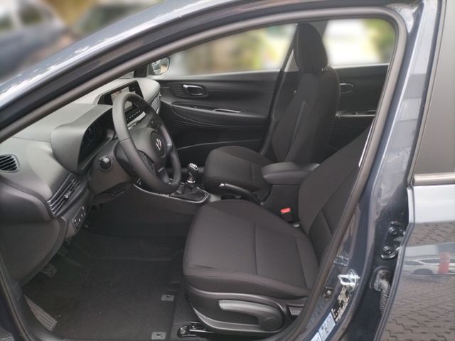 Hyundai i20 Trend KlimaPDC Navi