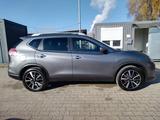 Nissan X-Trail Tekna+AUTOMATIK+LEDER+NAVI+PANO+CAM360 - Nissan X-TRAIL TEKNA mit Diesel-Antrieb