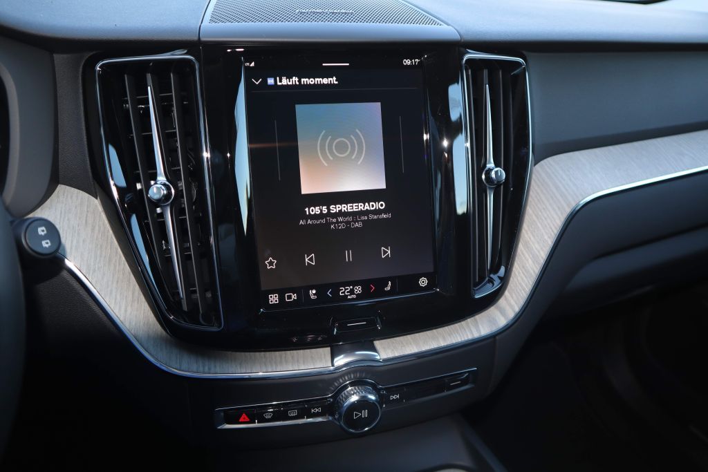 Fahrzeugabbildung Volvo XC60 T6 AWD Plus Bright+Nappa+HUD+SOFORT
