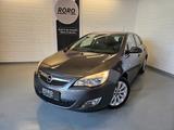 Opel Astra J 1.4 Lim. 5-trg. Cosmo + 8.Reifen/SH/TMP - Opel Astra mit Benzin-Antrieb: Limousine, 1.8