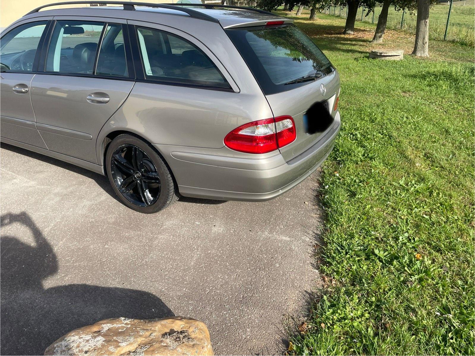 Mercedes-Benz E200 2005 — photo 6