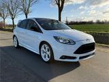 Ford Focus ST 2.0 Turbo Recaro Xenon BullX HG - Ford Focus: ST Turbo