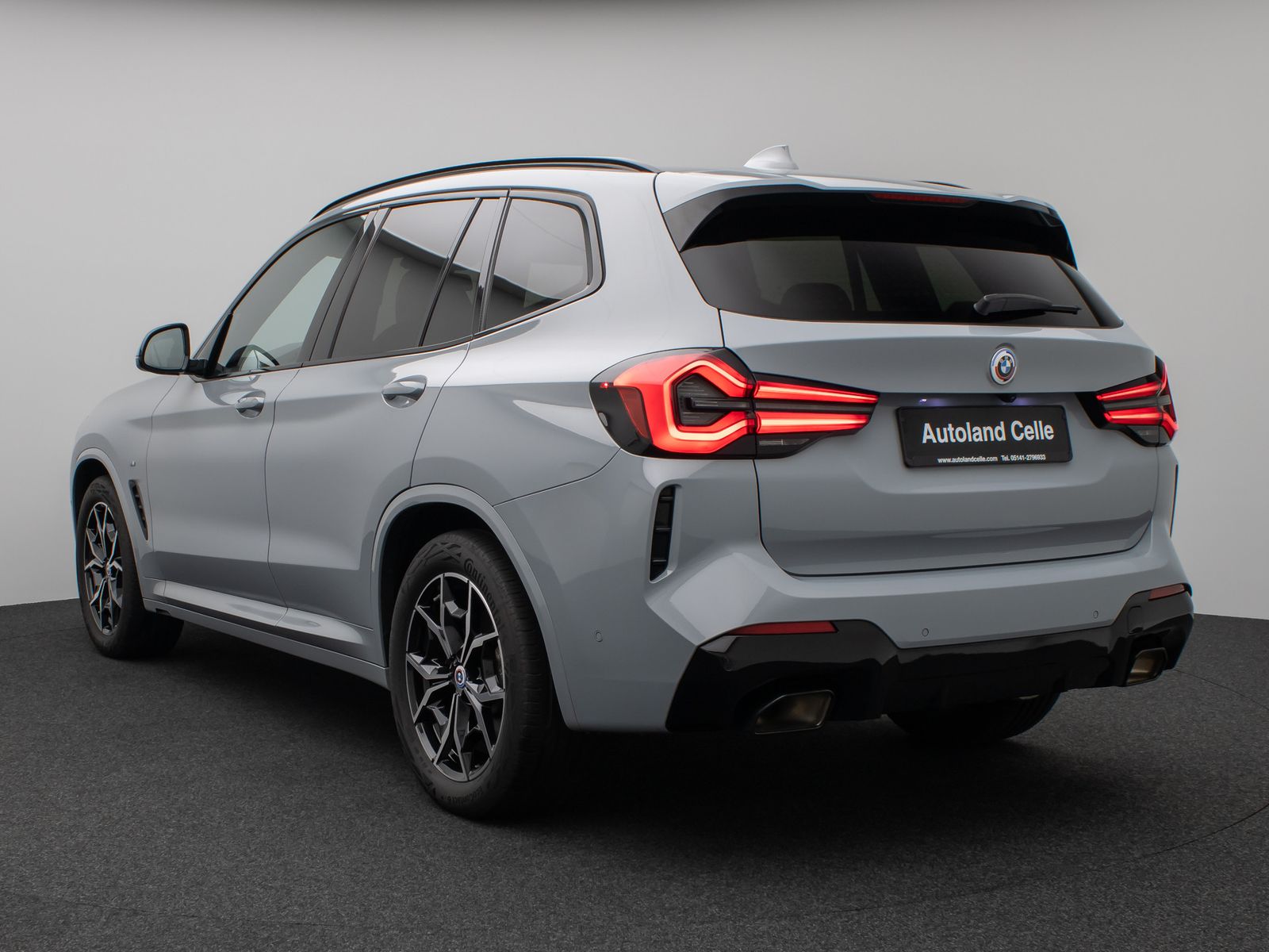 Fahrzeugabbildung BMW X3 xD20d M Sport Kamera DAB HiFi AHK Komfort 19"