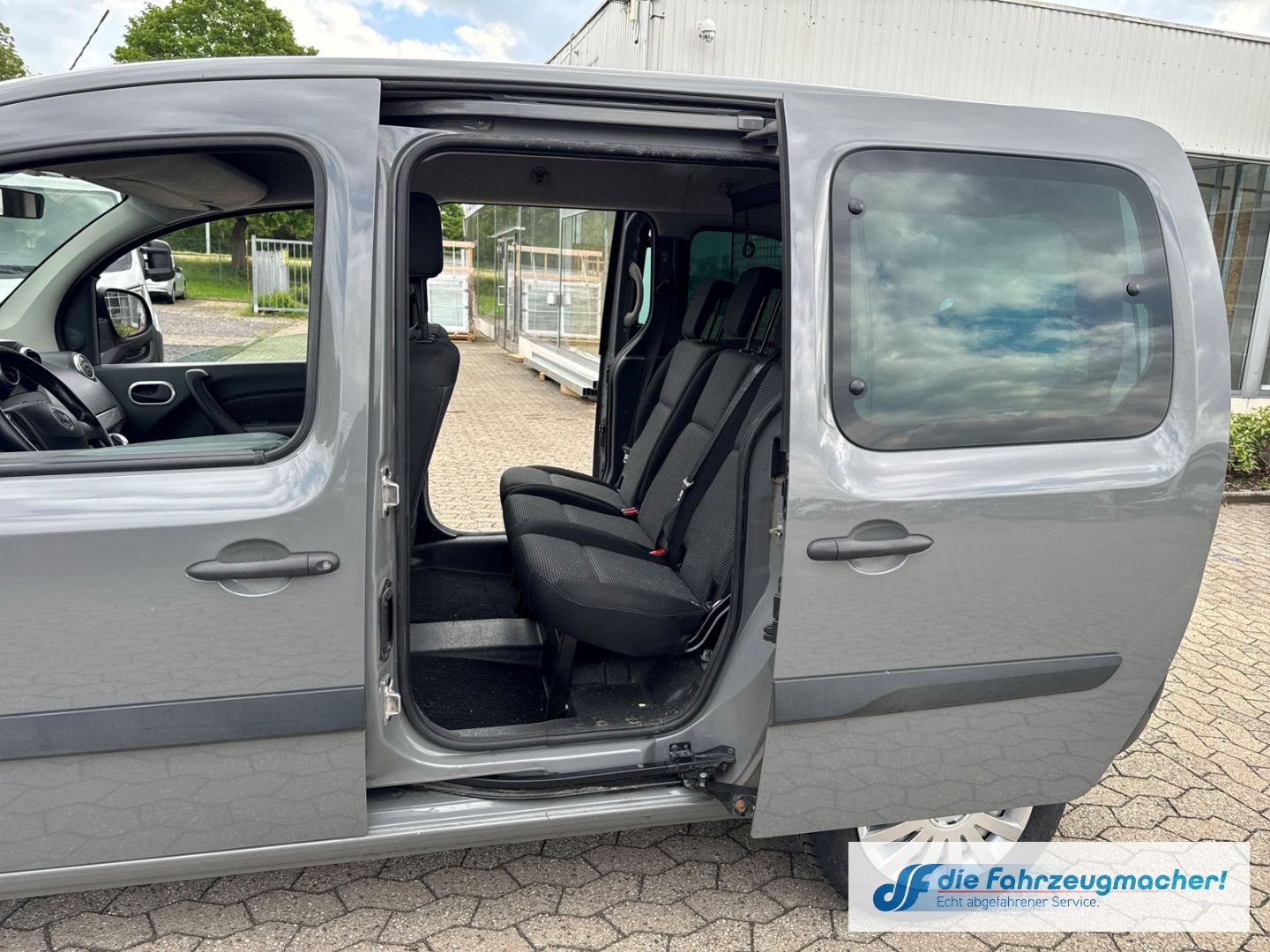 Fahrzeugabbildung Mercedes-Benz Citan Kombi 111 CDI lang SHZ Temp PDC *EXPORT