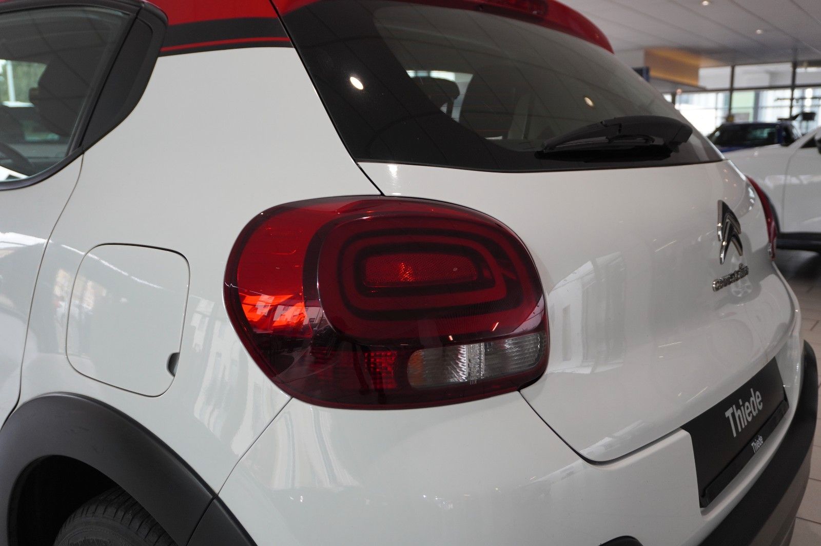 Fahrzeugabbildung Citroën C3 LIM. 1.2 FEEL LED/KLIMA/SHZ/PDC/TEMP./USB
