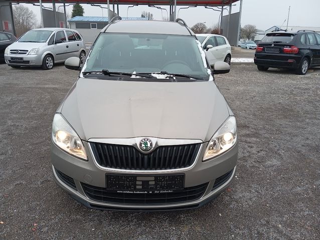 Skoda Roomster 1.6l TDI 66kW ,SZH,AHK,KLIMAUTOM.