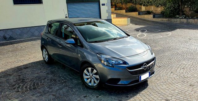 Opel Corsa 1.4 5 porte Innovation Gpl