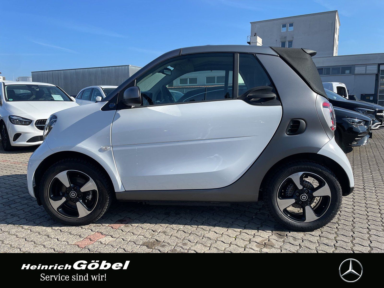 Fahrzeugabbildung Smart EQ*CABRIO*22kW*ALLWETTERREIFEN*AMBIENTE*LED