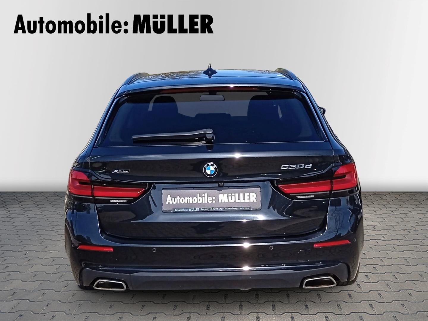 BMW 530 d xDrive Tour+HUD+KAMERA+ACC+AHK+LENKRADHZG+
