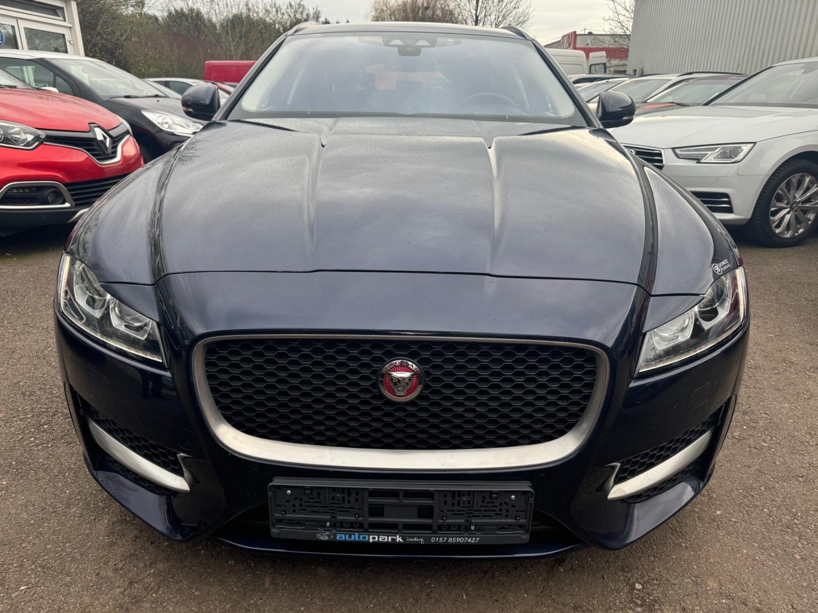Jaguar XF Sportbrake R-Sport AWD Leder+Navi+HUD+LED