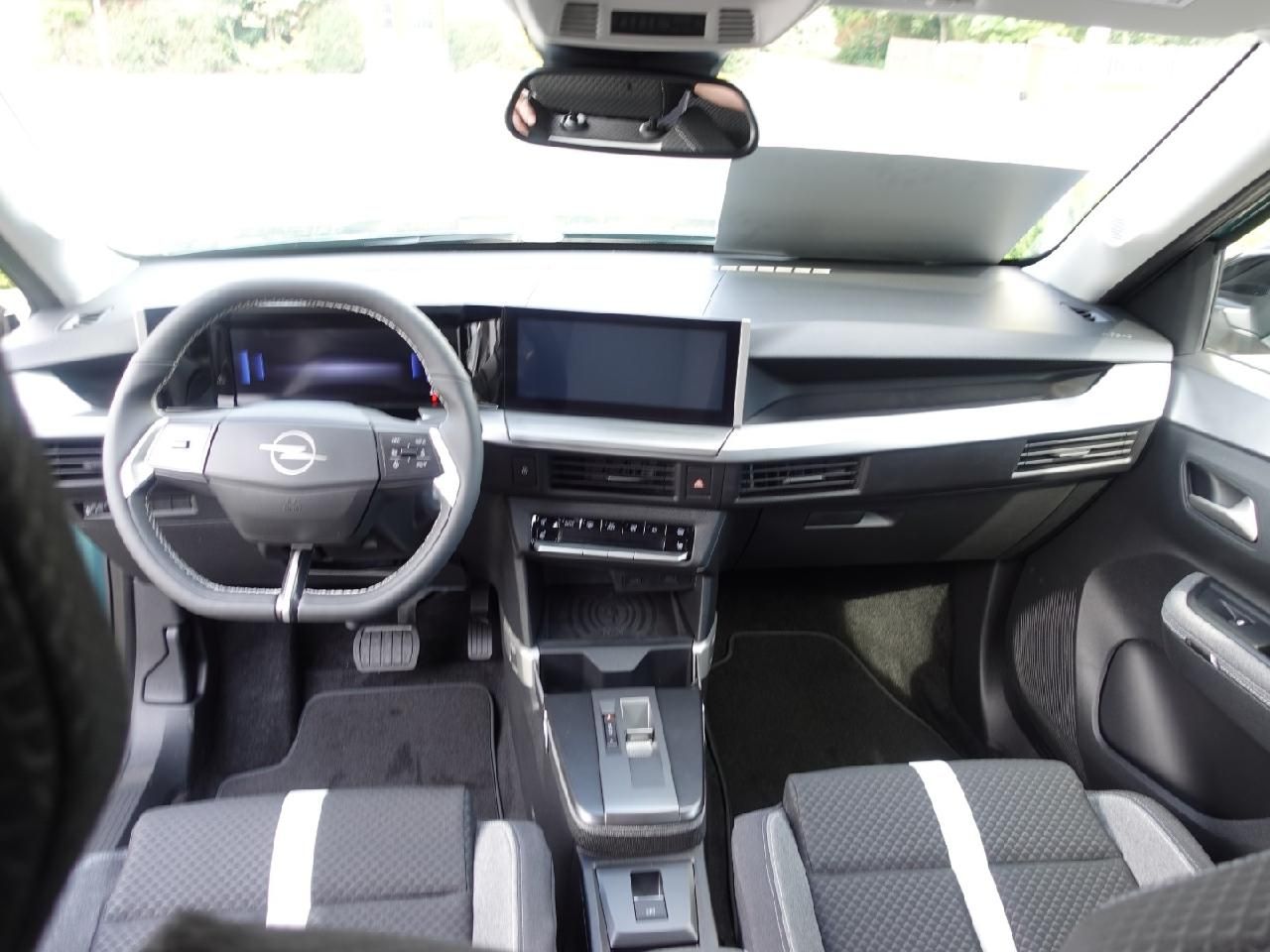 Fahrzeugabbildung Opel Frontera 1,2 GS Line MHEV