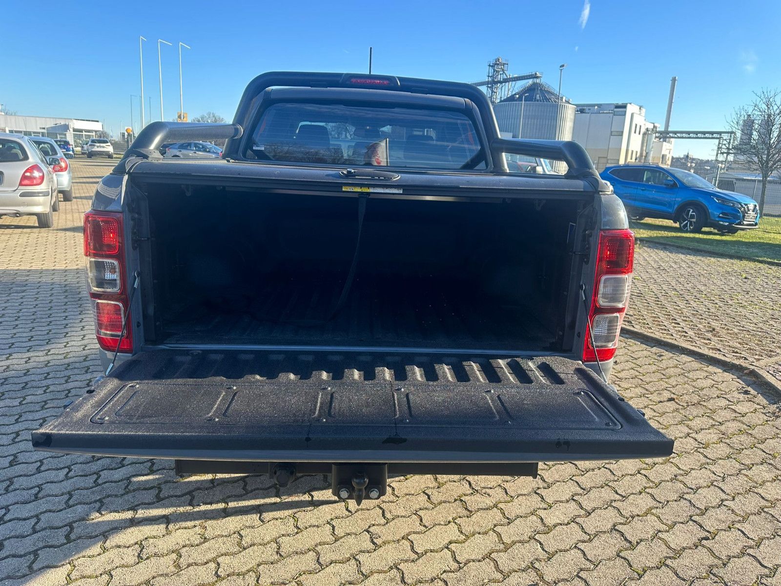 Fahrzeugabbildung Ford Ranger Wolftrak Doppelkabine 4x4 AHK+STH+TÜV-NEU