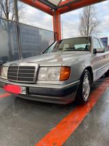 Mercedes-Benz E 230 Aut. 18 Zoll + Sportbremsscheiben  - Mercedes-Benz E 230 aus 1991