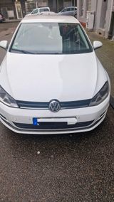 Volkswagen  Golf VII TDI - Volkswagen Golf mit Diesel-Antrieb: Coupé