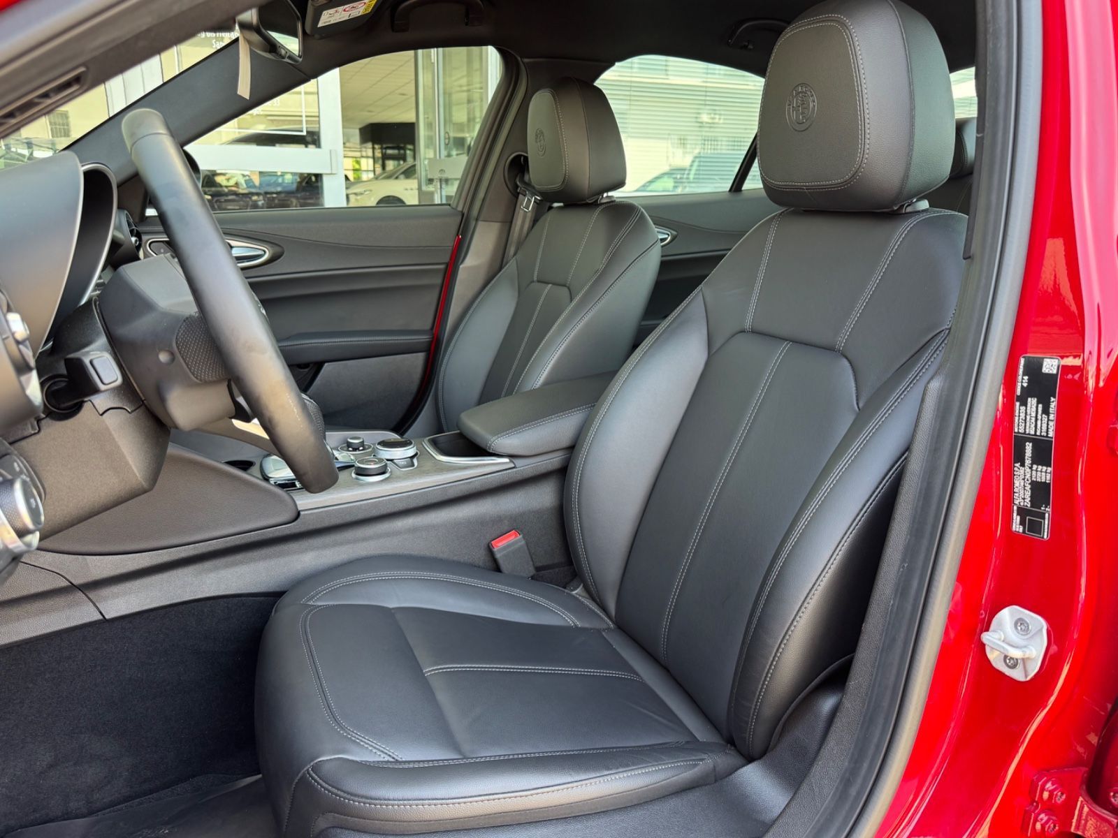 Fahrzeugabbildung Alfa Romeo Giulia Ti Q4/MEMORY/ACC/NAVI/KAMERA/LEDER/