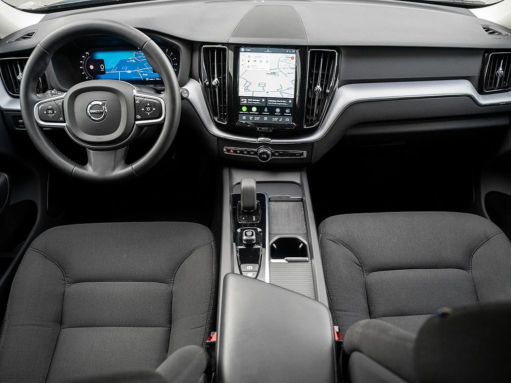 Volvo XC60 B4 Momentum Pro LED SCHEINWERFER ACC KAMERA