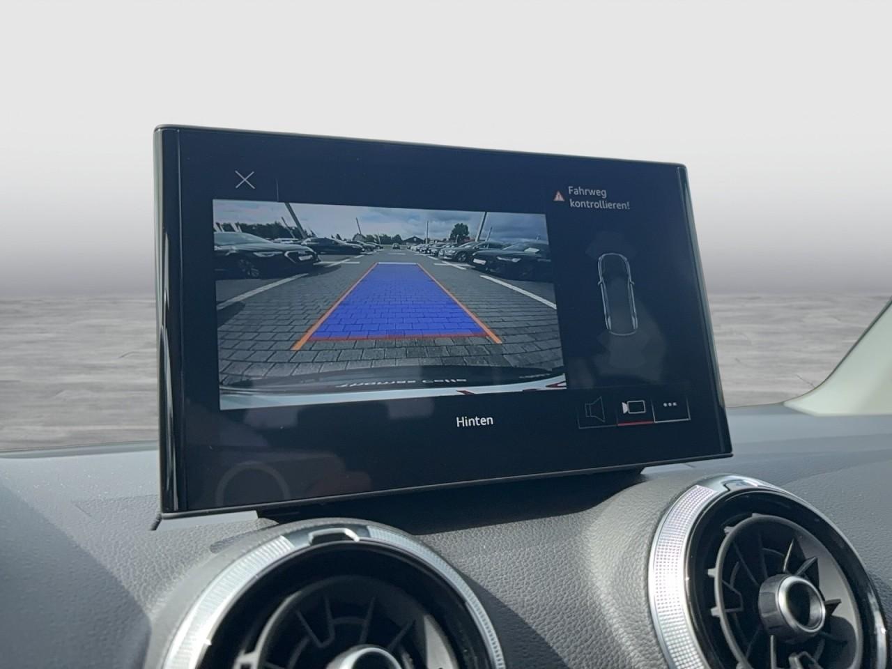 Audi Q2 35 TFSI S tronic advanced LED Navi RKamera, миниатюра 18